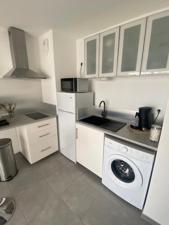 Appartement Type 2 Neuf +Grande Terrasse Le Lavandou Kültér fotó